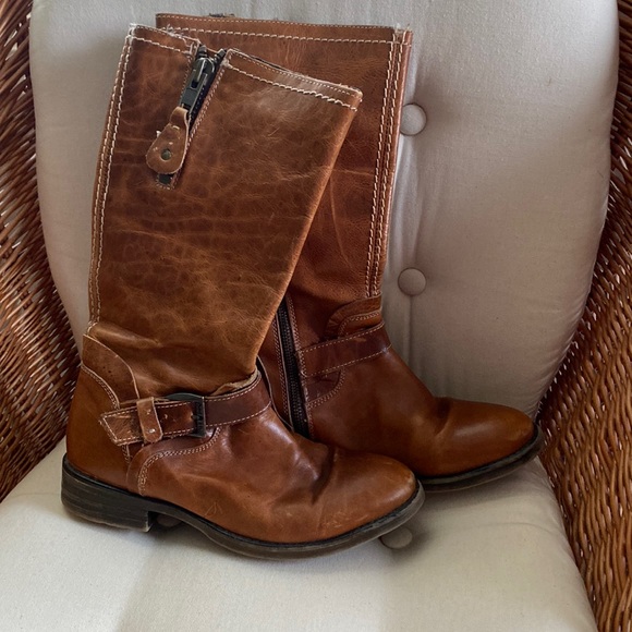 BedStu Leather Moto Boots - Picture 1 of 6